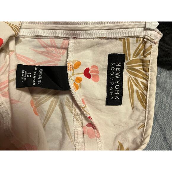 New York & Company Floral Skirt – Size 16 – Elegant & Feminine - Picture 2 of 2